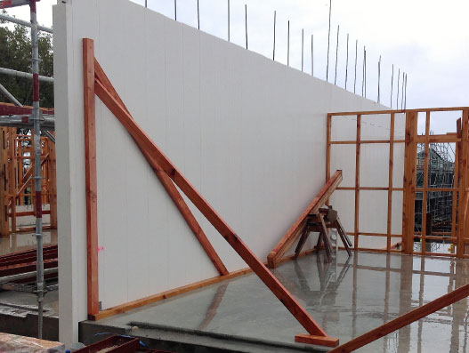 Load bearing Dincel walls reduce floor slab thickness